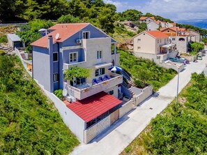 Exterior - Three Bedroom Holiday Home (Postira)