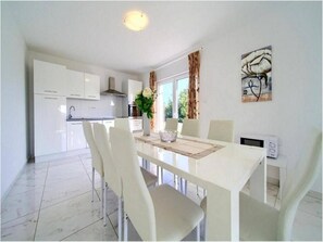 Dining - Cozy Villa With Pool (Krk)