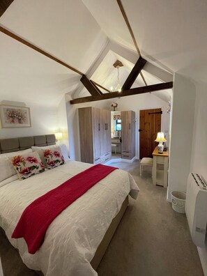 Room - Cosy space for two down a quiet country lane (Clehonger)