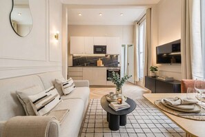 Fernseher, Kamin