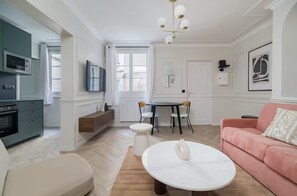 Smart TV - Attractive apartment 1BDR/4PAX in the city center (Paris)