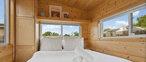 1 chambre, bureau, Wi-Fi, draps fournis