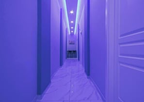 Interior - Neve Al Sole Suites Napoli Centro: Family Room (Naples)