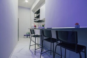 Interior - Neve Al Sole Suites Napoli Centro: Double Room (Naples)