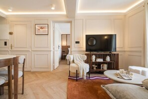 1 chambre, fer et planche à repasser, lit parapluie, Wi-Fi gratuit
