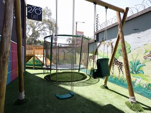 Children’s area - Stylish 2BR&SQ in Westlands | gym, pool, cafe (Nairobi)