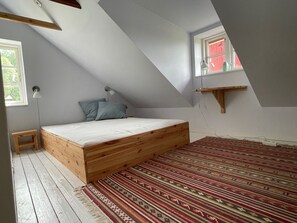 Iron/ironing board, Internet - Nice farm apartment with terrace and garden right next to forest and river. (Agfunnaryd)