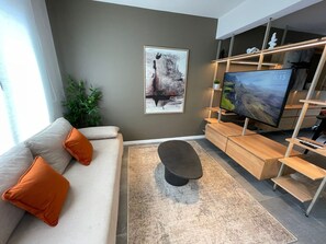 Living area - Design + 3 Workspaces + Starlink | 2 Bedrooms, 2 Bathrooms (San Carlos de Bariloche)