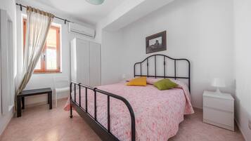 3 chambres, draps fournis
