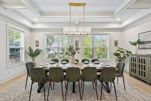 Dining - 17 Bradley Circle ~ Spacious Multi Family Beach House! (Hilton Head Island)