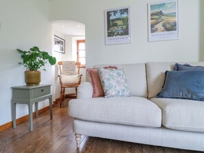 Living area - Lumford Mill Cottage (Bakewell)