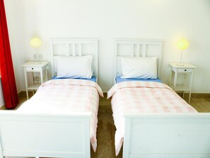 Room - Serene 2-bedroom Retreat (As Sifah)