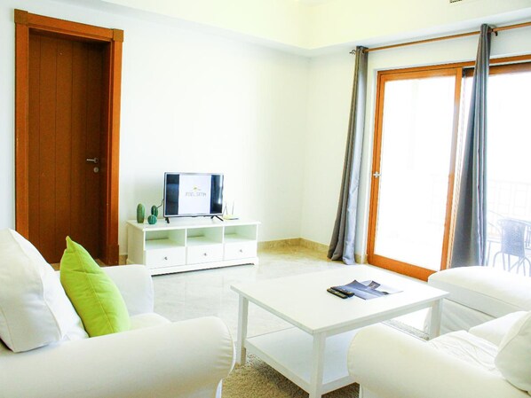 Apartment - Coastal Haven Flat With 1 Bedrooms and 1 Bathrooms (As Sifah)