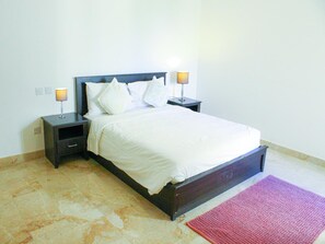 Apartment - Spacious 3-bedroom Luxury Living (As Sifah)