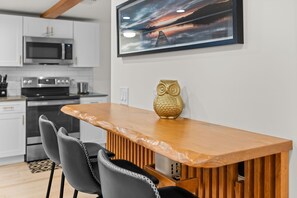 Fridge, microwave, oven, stovetop - Family Fun Near Downtown + Beaches | Sleeps 10 (St. Augustine)