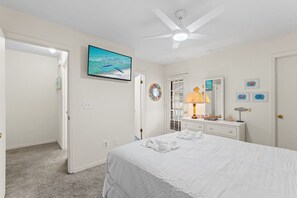 Iron/ironing board, free WiFi, bed sheets - Gulf Highlands 2BR 11 Pools Beach Access Sleeps 6 (Panama City Beach)
