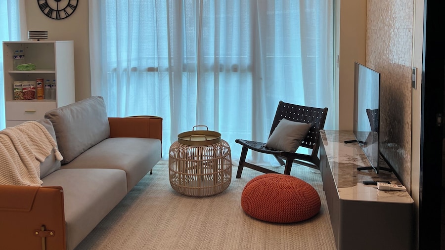 1BR Bayview Next to Okada Airports MOA