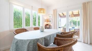 Dineren