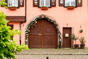 Exterior detail - Gite "Au Lalli" – Kaysersberg Vignoble: Authentic Alsatian House in Historic Village (Kaysersberg Vignoble)