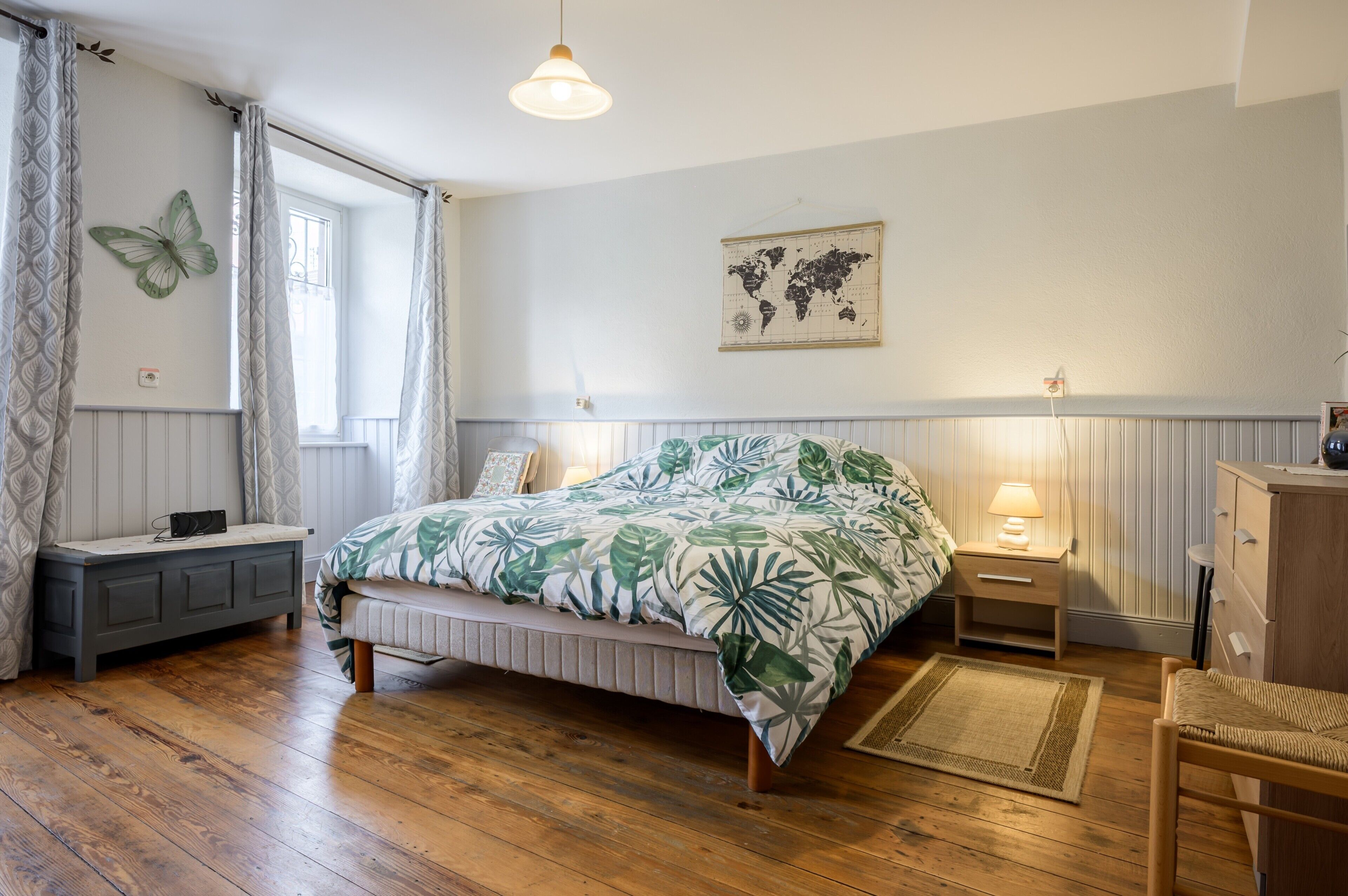 1 chambre, fer et planche à repasser, Wi-Fi, draps fournis