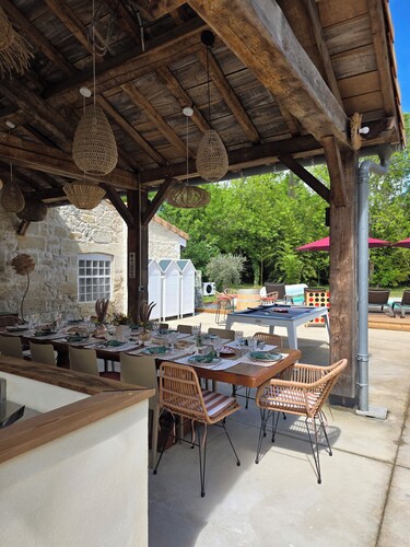 Château Sora, 6 air-conditioned rooms 6 bathrooms for 16 1 XL swimming pool