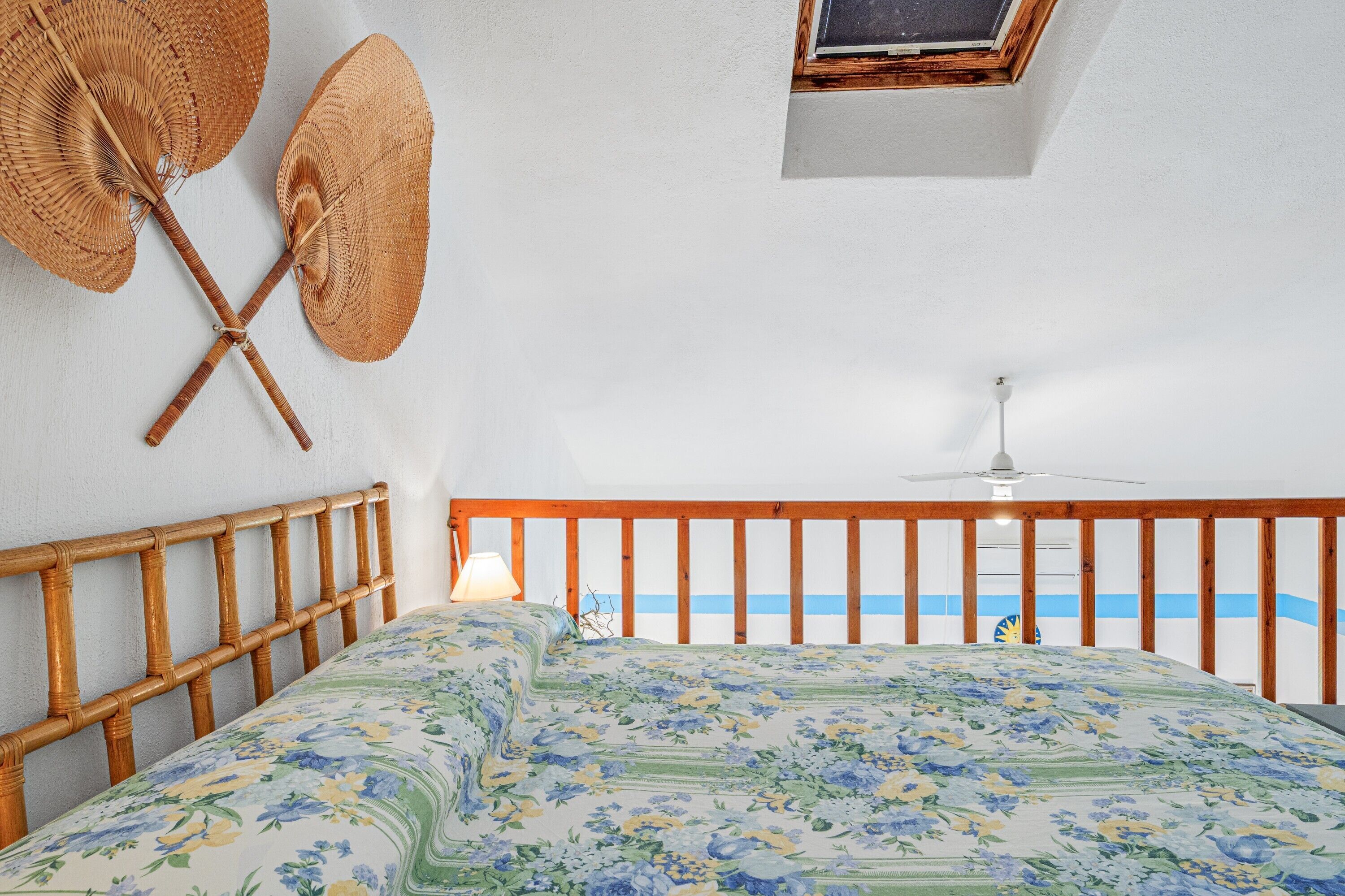 2 bedrooms, bed sheets