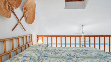 2 bedrooms, bed sheets