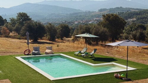 Retreat in the silence of Beira Interior with breakfast included and AC