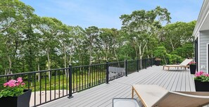 Terrace/patio - Hampton Bays Traditional with a heated pool, plenty of privacy, minutes to... (Hampton bays)