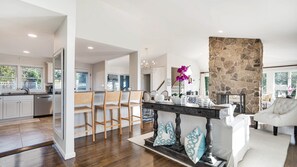 Interior - Southampton Tranquil Escape with Heated Pool, Outdoor Shower, and Patio... (Hampton Bays)