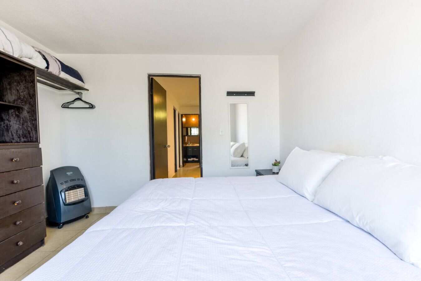 3 chambres, bureau, fer et planche à repasser, Wi-Fi