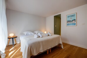 4 bedrooms, iron/ironing board, free WiFi, bed sheets - Villa Anahata - Avec Piscine Privée (La Teste-de-Buch)