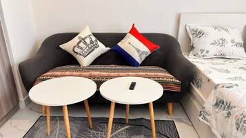 Deluxe House, Balcony, Pool View