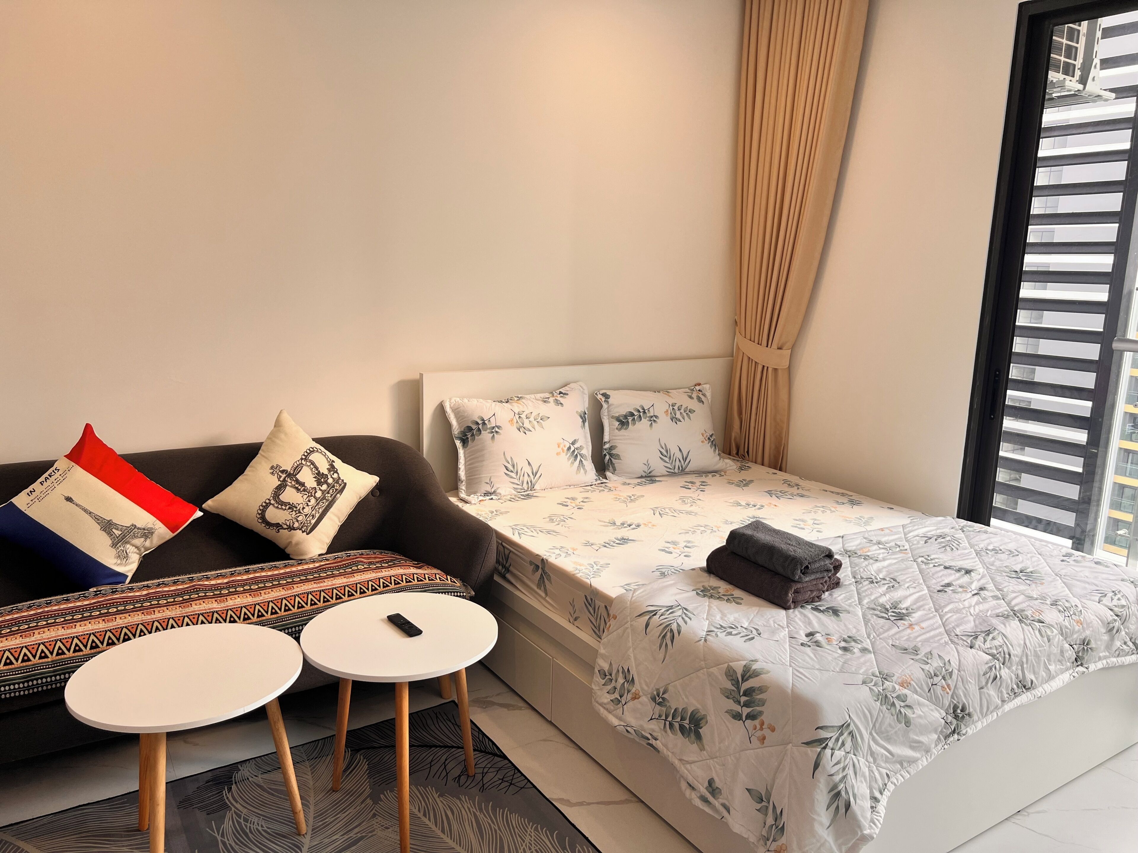 Deluxe-hus - balkon - udsigt til pool | Premium-sengetøj, dundyner, skrivebord