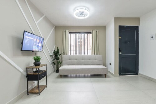 ¡Luxury in Medical Zone! 7 guest 2BR|2br + 2KS Bed