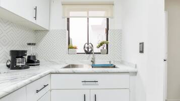 Fridge, microwave, oven, stovetop