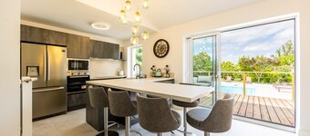 Holiday Home “Le Domaine De Peyvideau” with Private Pool, Terrace, and Wi-Fi