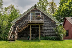 Exterior - Serene apartment in Dorset perfect for a relaxing getaway (Dorset)