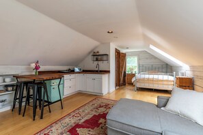 Room - Serene apartment in Dorset perfect for a relaxing getaway (Dorset)