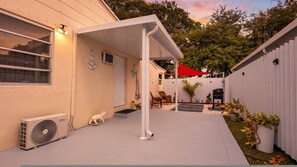 1 bedroom - Cozy Private Studio Parking and BBQ (Opa-Locka)