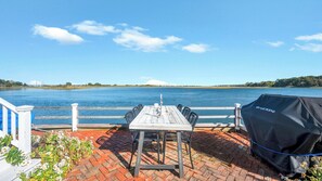 Outdoor dining - Waterfront A-Frame Retreat in Southampton with Rooftop Deck, Panoramic... (Southampton)