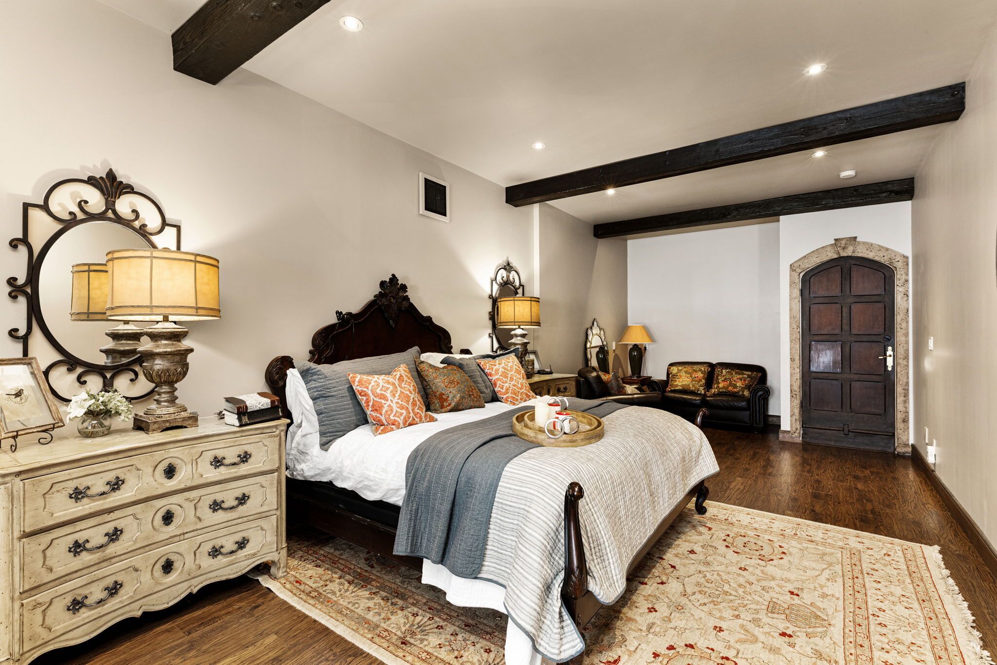 9 chambres, Wi-Fi, draps fournis