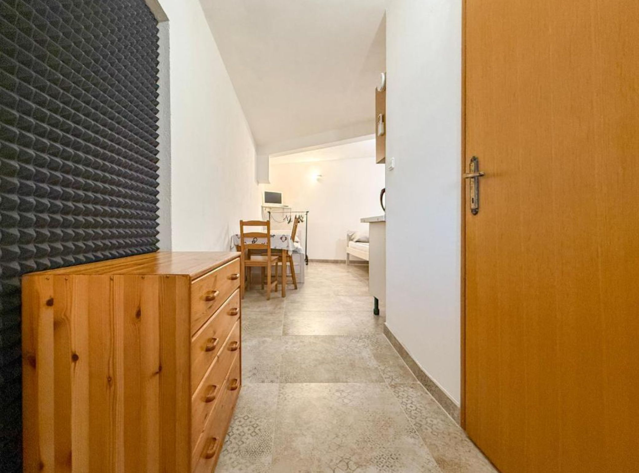 Estúdio (Studio Apartment with Terrace) | 2 quartos