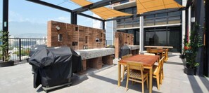 屋外ダイニングエリア