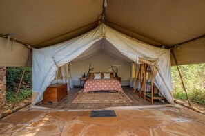6 bedrooms - Private Bush Camp With Pool Cottages Tents - 2332 (Bisil)
