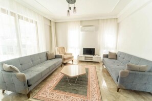 House - Villa Serafina With 4 Bedrooms and 4 Bathrooms (Ortaca)