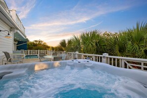 Terrace/patio - Isle Be Here by Wild Dunes, a Luxury Retreat with Amenities (Isle Of Palms)