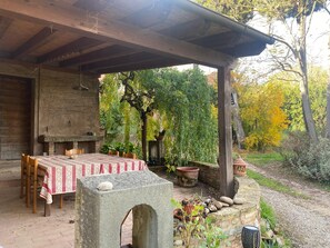 Outdoor dining - Poggio delle Civette Certaldo Entire country house among woods, vineyards and olive trees (Gorgognano, Firenze, Toscana)