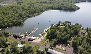 Aerial view - 4-bedroom cabin on Lake Vermilion (Buyck)