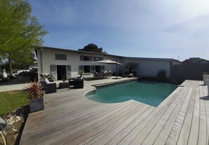 Pool - Lovely spacious villa close to all amenities with swimming pool and garden. (Soorts-Hossegor)